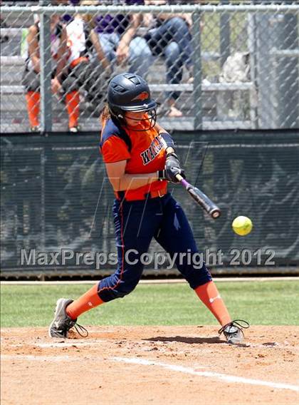 Thumbnail 3 in Wakeland vs. Ennis (Class 4A Region II Semifinal) photogallery.
