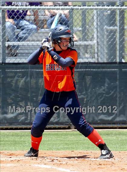 Thumbnail 2 in Wakeland vs. Ennis (Class 4A Region II Semifinal) photogallery.