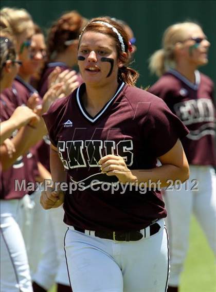 Thumbnail 3 in Wakeland vs. Ennis (Class 4A Region II Semifinal) photogallery.