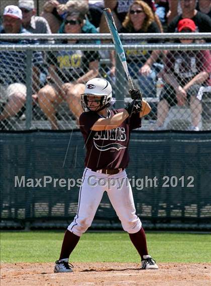 Thumbnail 2 in Wakeland vs. Ennis (Class 4A Region II Semifinal) photogallery.