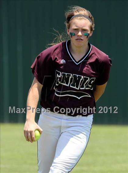 Thumbnail 3 in Wakeland vs. Ennis (Class 4A Region II Semifinal) photogallery.