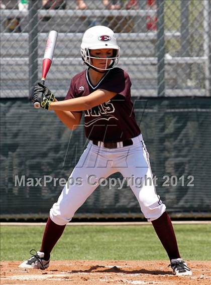 Thumbnail 3 in Wakeland vs. Ennis (Class 4A Region II Semifinal) photogallery.