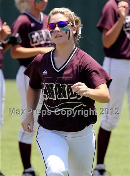 Thumbnail 2 in Wakeland vs. Ennis (Class 4A Region II Semifinal) photogallery.