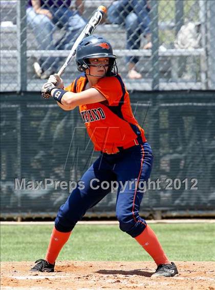 Thumbnail 2 in Wakeland vs. Ennis (Class 4A Region II Semifinal) photogallery.