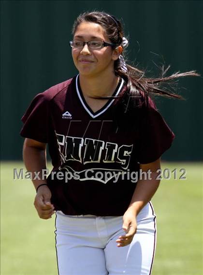 Thumbnail 1 in Wakeland vs. Ennis (Class 4A Region II Semifinal) photogallery.