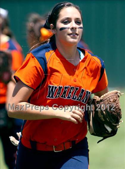 Thumbnail 3 in Wakeland vs. Ennis (Class 4A Region II Semifinal) photogallery.