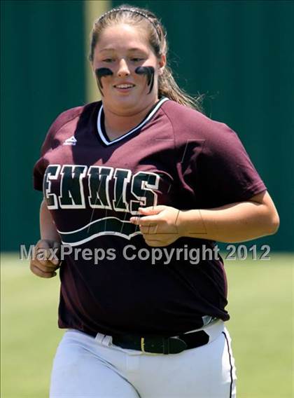 Thumbnail 2 in Wakeland vs. Ennis (Class 4A Region II Semifinal) photogallery.