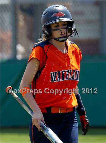 Thumbnail 1 in Wakeland vs. Ennis (Class 4A Region II Semifinal) photogallery.