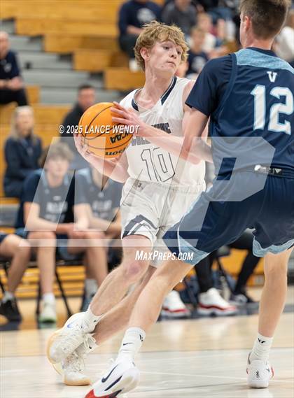 Thumbnail 2 in Valor Christian @ Columbine photogallery.