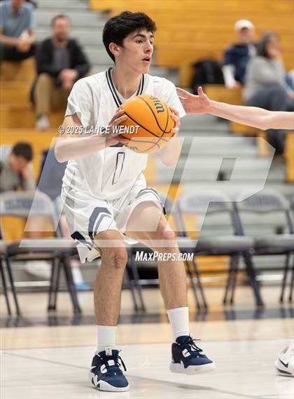 Thumbnail 2 in Valor Christian @ Columbine photogallery.
