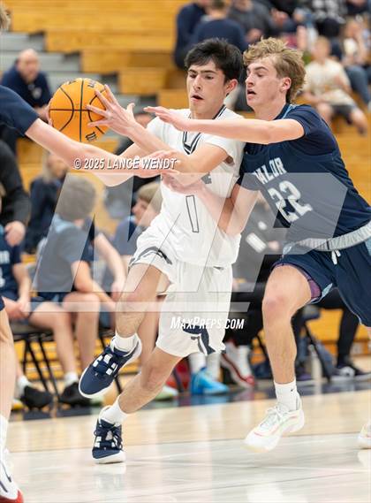 Thumbnail 3 in Valor Christian @ Columbine photogallery.