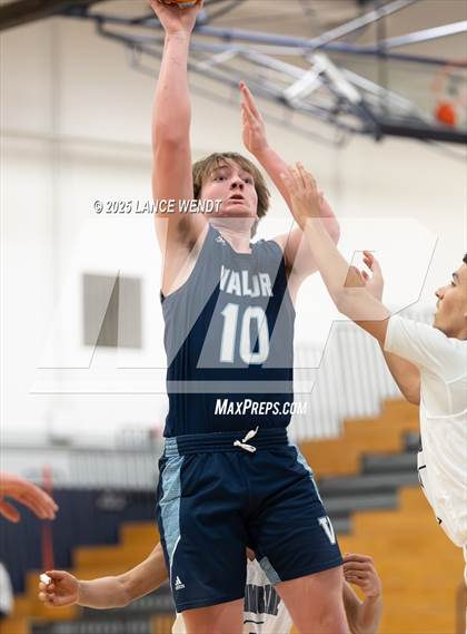 Thumbnail 2 in Valor Christian @ Columbine photogallery.