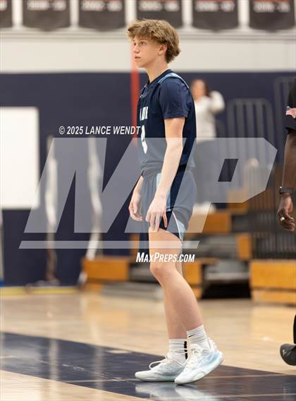 Thumbnail 1 in Valor Christian @ Columbine photogallery.