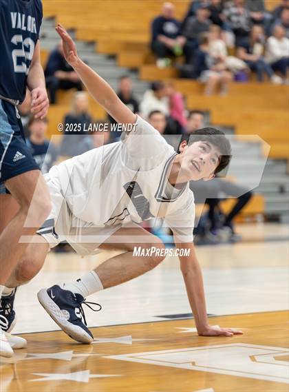 Thumbnail 2 in Valor Christian @ Columbine photogallery.