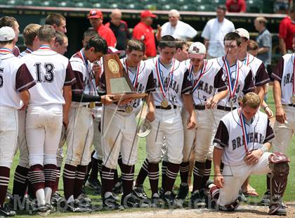 Thumbnail 2 in Hallettsville vs. Hughes Springs (UIL 2A Final) photogallery.