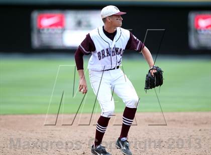 Thumbnail 1 in Hallettsville vs. Hughes Springs (UIL 2A Final) photogallery.