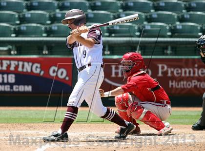 Thumbnail 1 in Hallettsville vs. Hughes Springs (UIL 2A Final) photogallery.