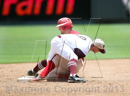 Thumbnail 3 in Hallettsville vs. Hughes Springs (UIL 2A Final) photogallery.