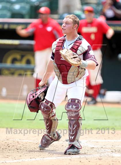 Thumbnail 1 in Hallettsville vs. Hughes Springs (UIL 2A Final) photogallery.