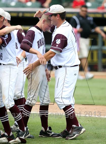Thumbnail 1 in Hallettsville vs. Hughes Springs (UIL 2A Final) photogallery.