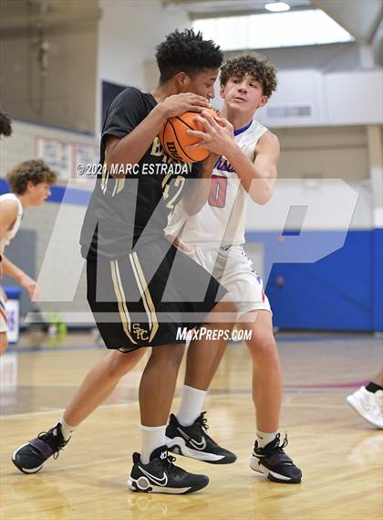 Thumbnail 1 in JV: Northside Christian @ St. Petersburg Catholic photogallery.