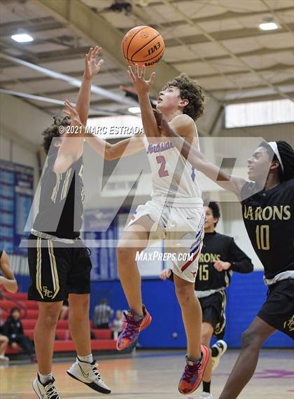 Thumbnail 3 in JV: Northside Christian @ St. Petersburg Catholic photogallery.