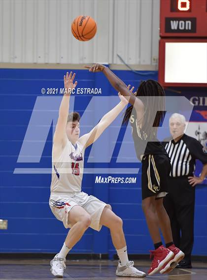 Thumbnail 3 in JV: Northside Christian @ St. Petersburg Catholic photogallery.