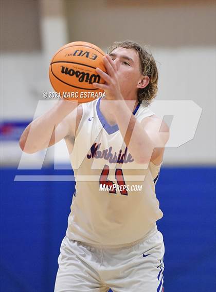 Thumbnail 3 in JV: Northside Christian @ St. Petersburg Catholic photogallery.