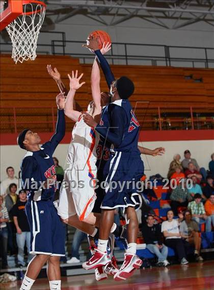 Thumbnail 1 in West @ Blount photogallery.