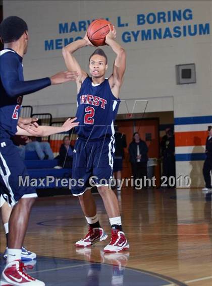 Thumbnail 1 in West @ Blount photogallery.