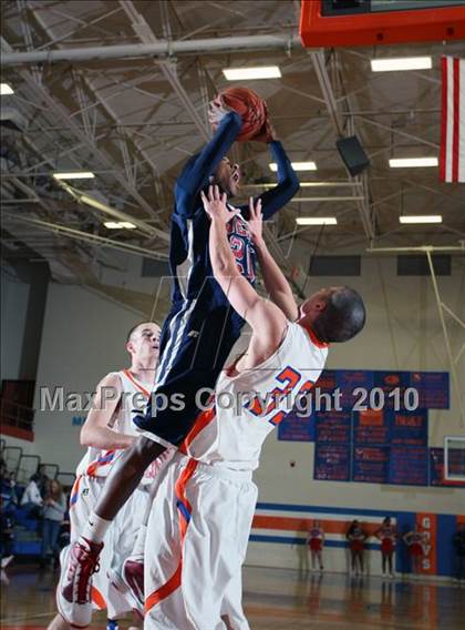 Thumbnail 3 in West @ Blount photogallery.