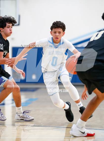 Thumbnail 2 in Archbishop Mitty @ Valley Christian photogallery.