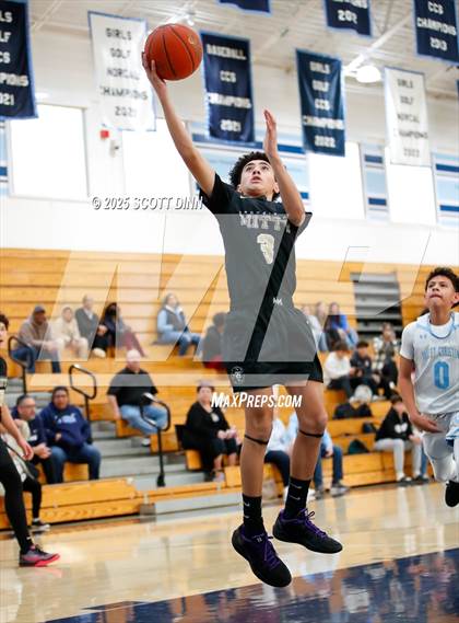 Thumbnail 2 in Archbishop Mitty @ Valley Christian photogallery.