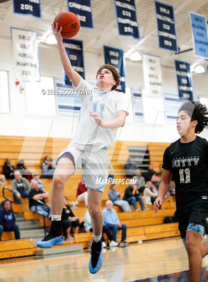Thumbnail 3 in Archbishop Mitty @ Valley Christian photogallery.