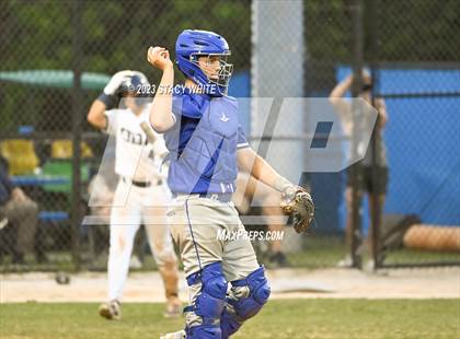 Thumbnail 2 in Out-of-Door Academy vs. Imagine School at North Port (FHSAA 2A District 11 Final) photogallery.