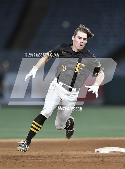 Thumbnail 3 in Foothill vs. Newport Harbor photogallery.