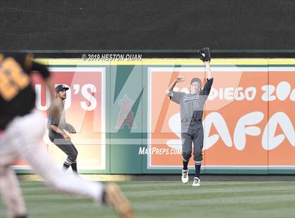 Thumbnail 1 in Foothill vs. Newport Harbor photogallery.