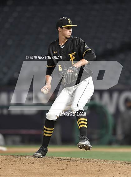 Thumbnail 2 in Foothill vs. Newport Harbor photogallery.