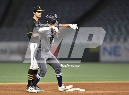 Thumbnail 3 in Foothill vs. Newport Harbor photogallery.