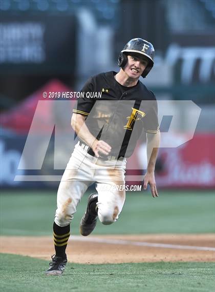 Thumbnail 1 in Foothill vs. Newport Harbor photogallery.