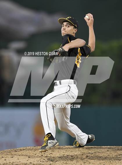Thumbnail 3 in Foothill vs. Newport Harbor photogallery.