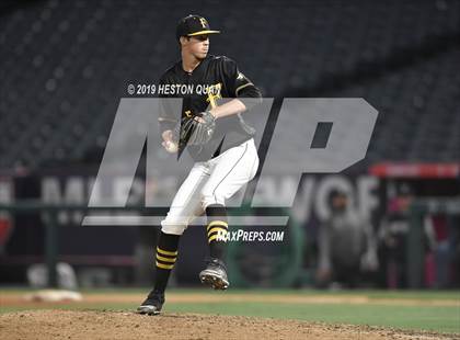 Thumbnail 2 in Foothill vs. Newport Harbor photogallery.