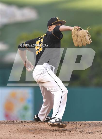 Thumbnail 2 in Foothill vs. Newport Harbor photogallery.