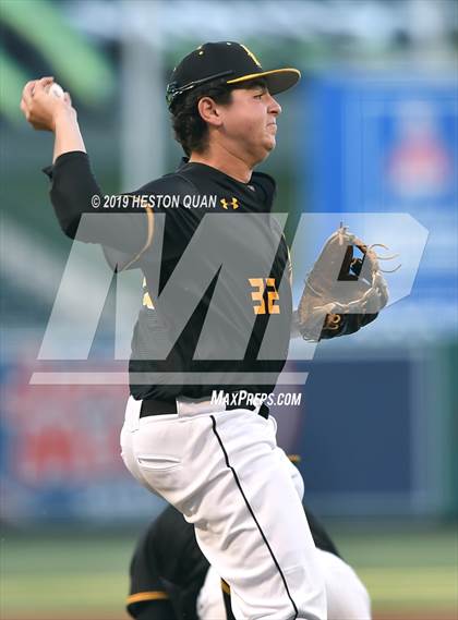 Thumbnail 1 in Foothill vs. Newport Harbor photogallery.