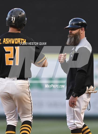 Thumbnail 1 in Foothill vs. Newport Harbor photogallery.