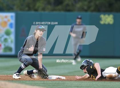 Thumbnail 1 in Foothill vs. Newport Harbor photogallery.