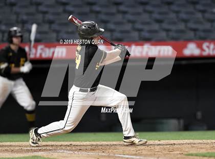 Thumbnail 2 in Foothill vs. Newport Harbor photogallery.