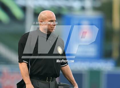 Thumbnail 1 in Foothill vs. Newport Harbor photogallery.