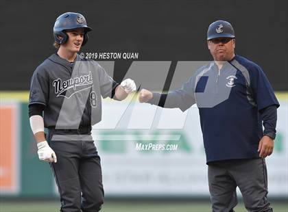 Thumbnail 1 in Foothill vs. Newport Harbor photogallery.