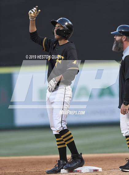 Thumbnail 2 in Foothill vs. Newport Harbor photogallery.
